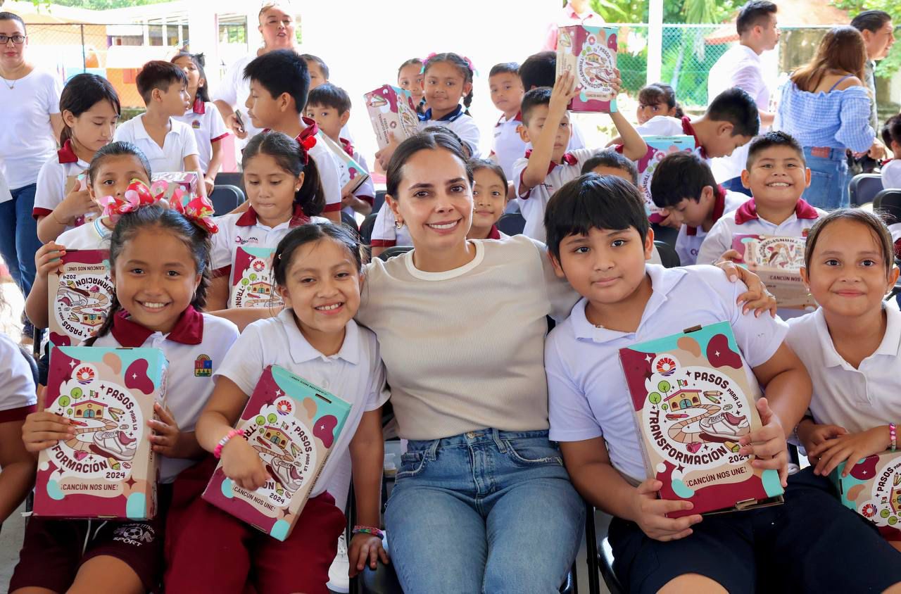 ANA PATY PERALTA TRANSFORMA LAS OPORTUNIDADES DE NIÑAS, NIÑOS Y ...