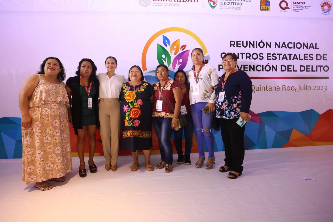 PARTICIPA ANA PATY PERALTA EN REUNIÓN NACIONAL DE LOS CENTROS ESTATALES ...