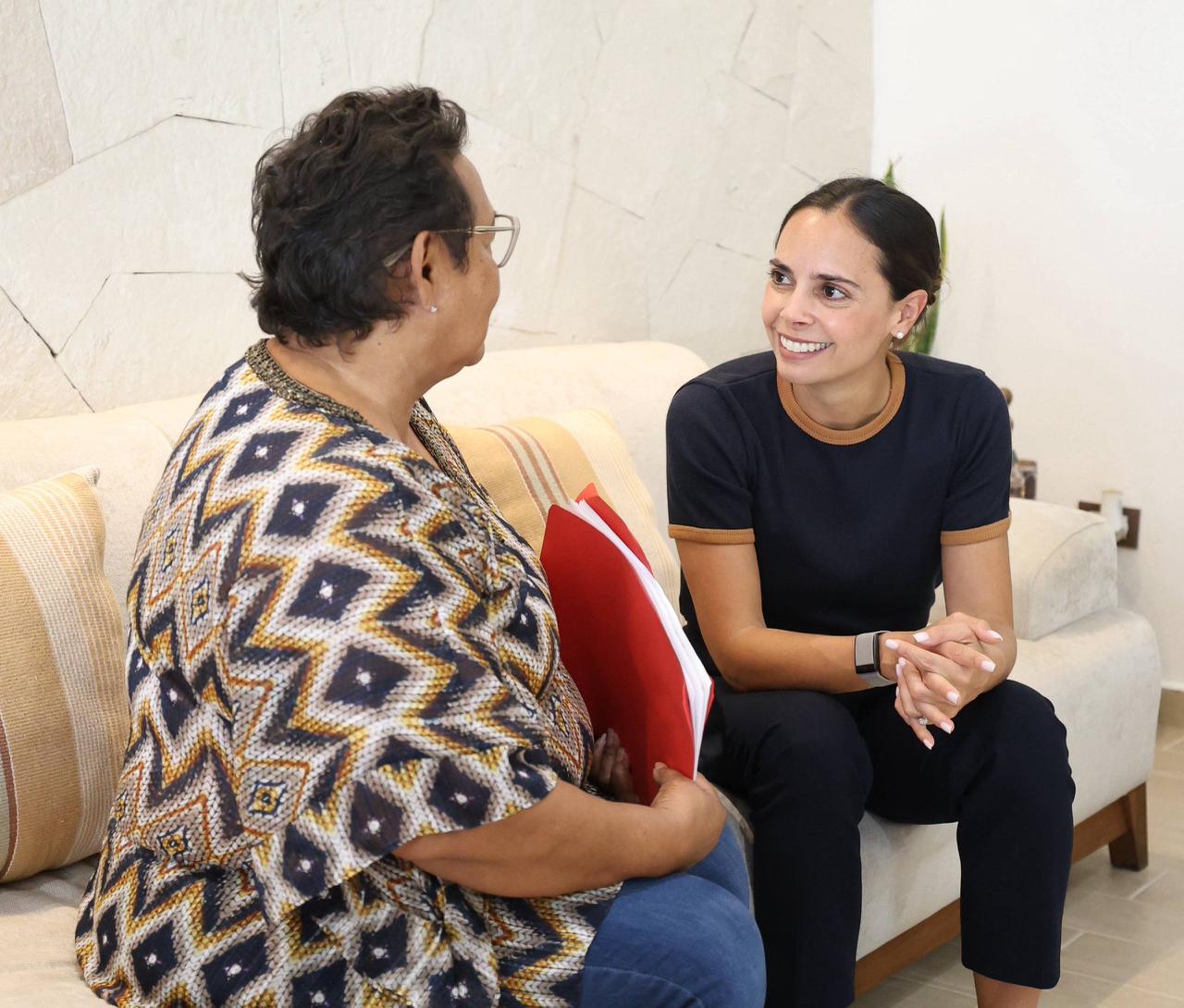 ESCUCHA Y RESUELVE ANA PATY PERALTA PETICIONES CIUDADANAS EN “DÍA DEL ...