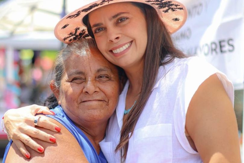 PROMUEVE ANA PATY PERALTA EMPODERAMIENTO Y EMPRENDEDURISMO DE LAS MUJERES