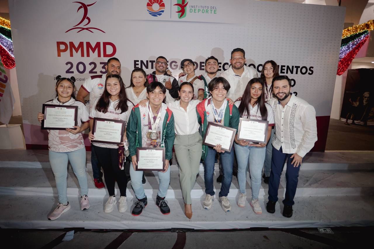 ANA PATY PERALTA RECONOCE DESEMPEÑO DE DEPORTISTAS CANCUNENSES