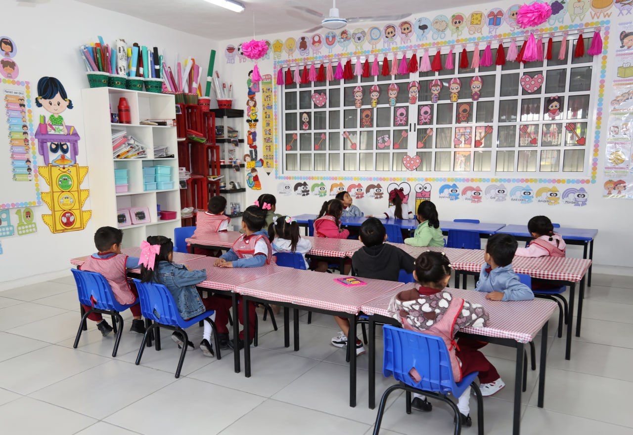 INAUGURAN GOBIERNO DE BJ Y DEL ESTADO PRIMERAS AULAS TRANSPARENTES EN  QUINTANA ROO | Municipio de Benito Juárez